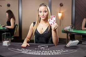 Turnamen terjadwal dengan sistem pemeringkatan Leaderboard turnamen Fortune Mouse